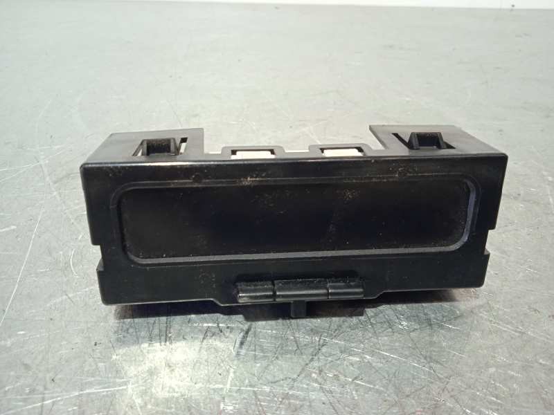 Recambio de display para renault megane ii berlina 3p 1.9 dci diesel referencia OEM IAM 8200107839  