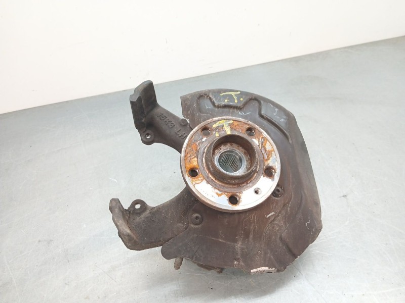 Recambio de mangueta delantera izquierda para seat arona fr referencia OEM IAM 2Q0407255K  