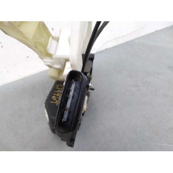 Recambio de cerradura puerta trasera derecha para kia carens (un) 2.0 crdi referencia OEM IAM 814201D010 5 PIN 