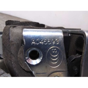 Recambio de cerradura puerta trasera izquierda para lexus is 300h referencia OEM IAM A046693  