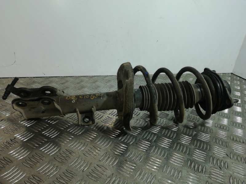 Recambio de amortiguador delantero derecho para hyundai i40 comfort referencia OEM IAM 546613Z330 546613Z120 546613Z110