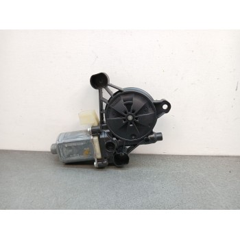 MOTOR ELEVALUNAS DELANTERO DERECHO 5q0959802b 0130822716 2 pines