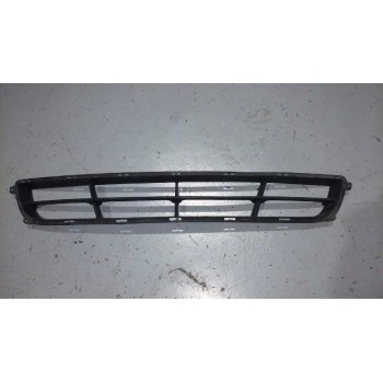REJILLA DELANTERA 