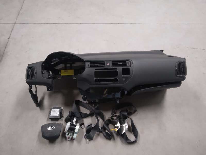 Recambio de kit airbag para kia rio 1.2 cat referencia OEM IAM 847101V100HU 959101W500 