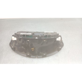 Recambio de cuadro instrumentos para suzuki swift berlina (mz) glx (3-ptas.) referencia OEM IAM 3410072kb0 3410062j0 a2c53219886