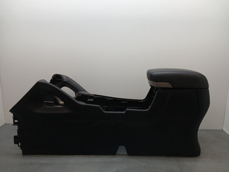 Recambio de apoyabrazos central para hyundai ix35 classic 2wd referencia OEM IAM   