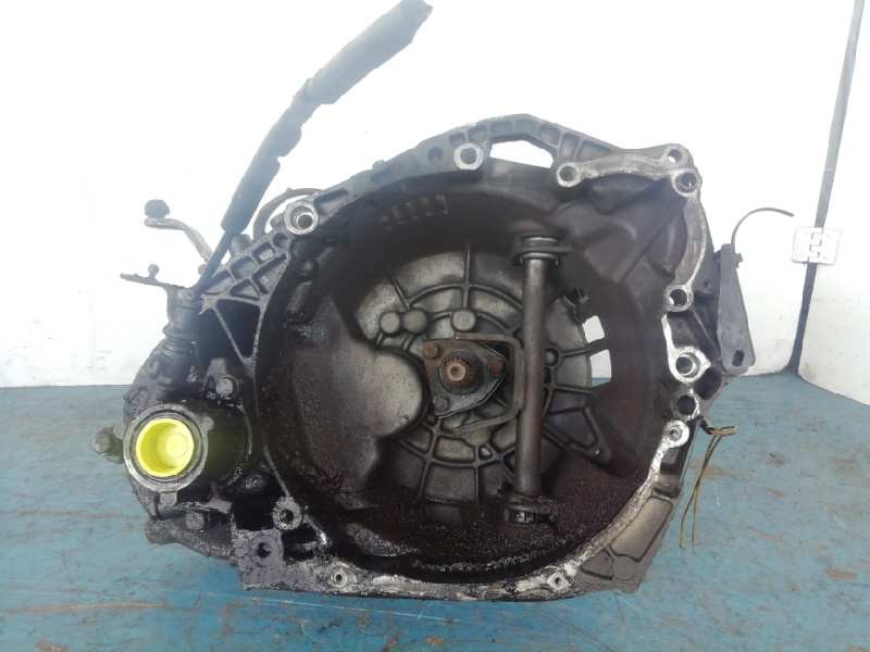 Recambio de caja cambios para peugeot 405 berlina 1.9 turbodiesel referencia OEM IAM 20CM02  