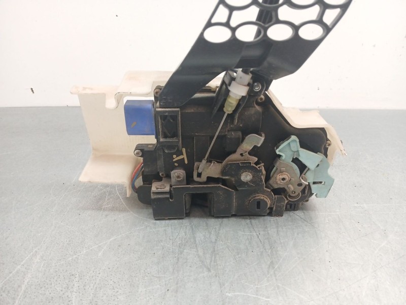 Recambio de cerradura puerta trasera derecha para porsche cayenne (9pa) 3.2 referencia OEM IAM 95553201604  