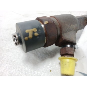 Recambio de inyector para opel combo (corsa c) 1.3 16v cdti referencia OEM IAM 0445110183  