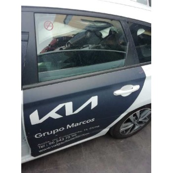 PUERTA TRASERA IZQUIERDA TOCADA VER FOTOS SIIN ACCESORIOS