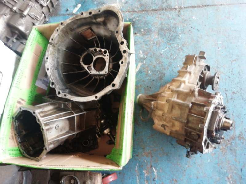 Recambio de caja casco para nissan terrano/terrano.ii (r20) 2.7 turbodiesel referencia OEM IAM   