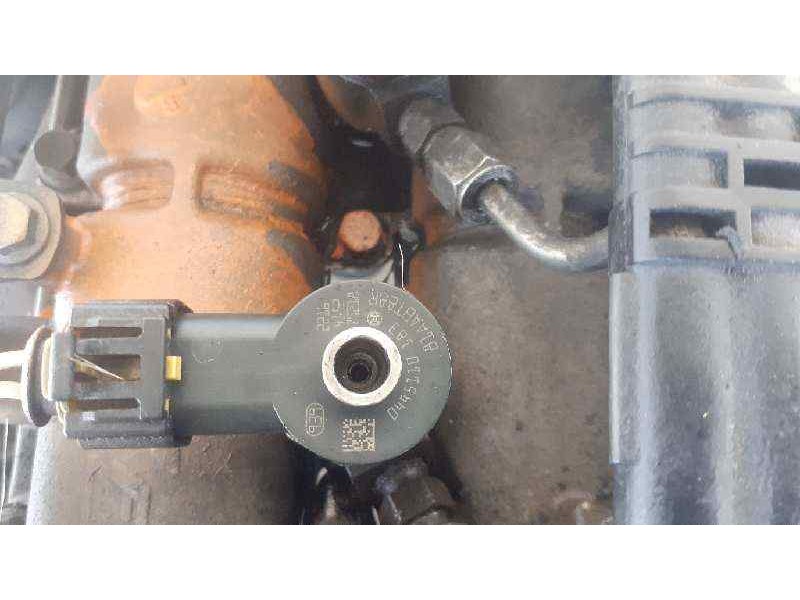 Recambio de inyector para fiat fiorino básico referencia OEM IAM 0445110183  