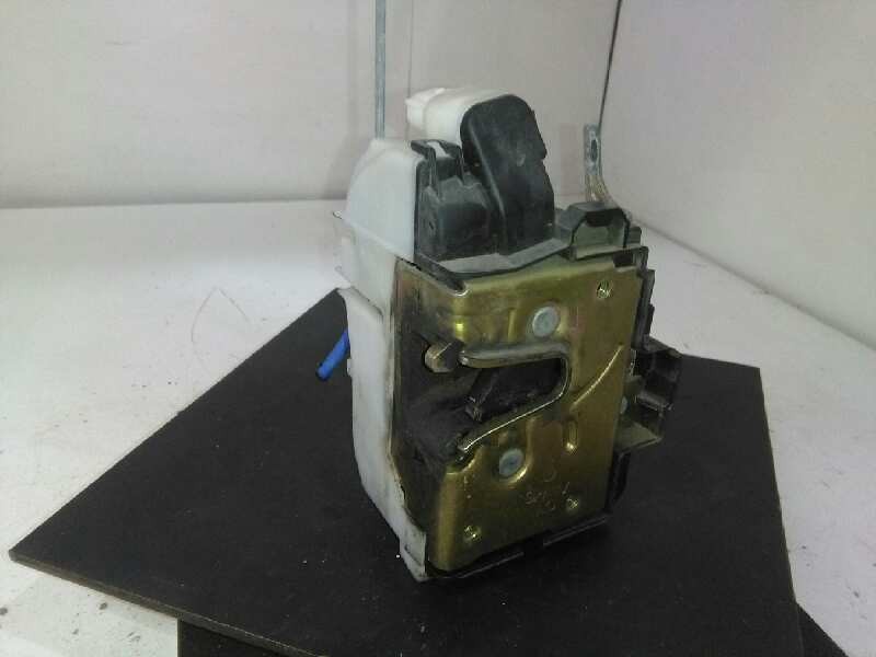 Recambio de cerradura puerta delantera derecha para volkswagen polo berlina (6n1) básico referencia OEM IAM   3 PINS