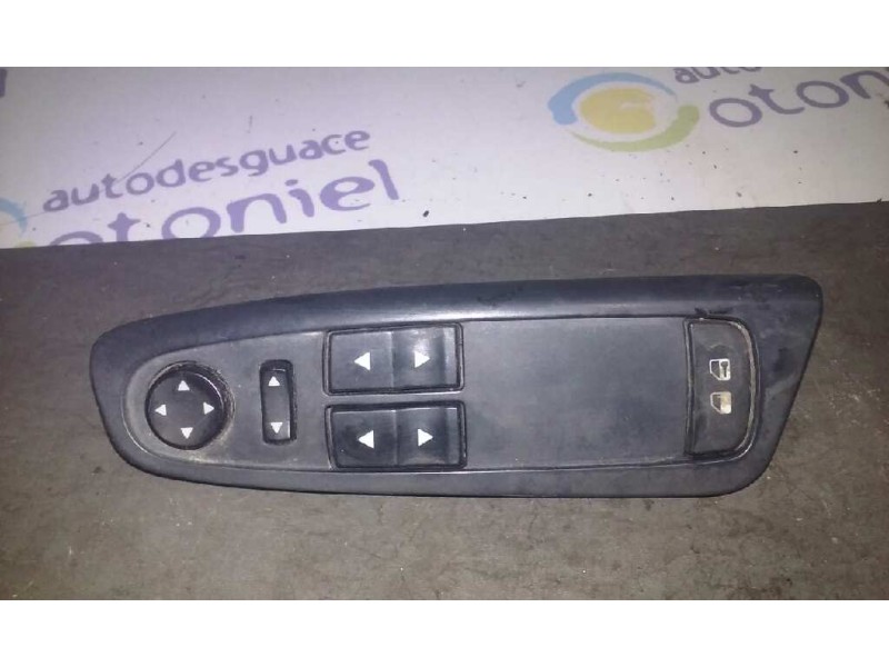 Recambio de mando elevalunas delantero izquierdo para fiat stilo (192) 1.8 16v dynamic referencia OEM IAM   