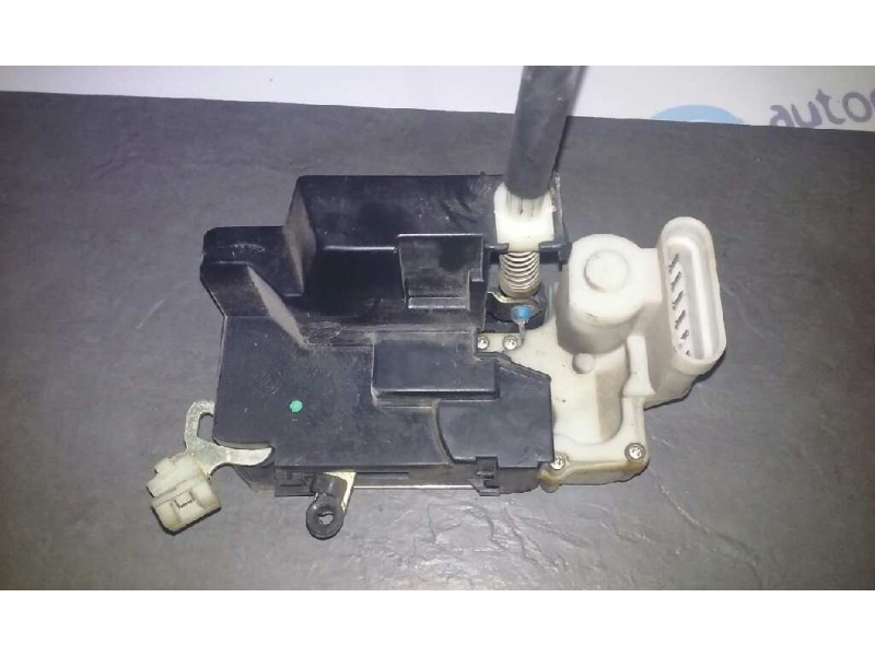 Recambio de cerradura puerta delantera derecha para lancia lancia y 1.2 caprice referencia OEM IAM   6PIN