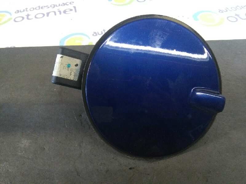 Recambio de tapa exterior combustible para opel astra h berlina 1.6 16v referencia OEM IAM  AZUL 