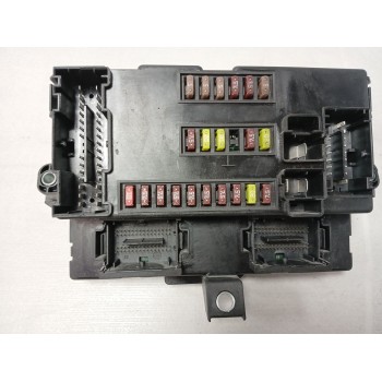 CAJA RELES / FUSIBLES 1371887080 