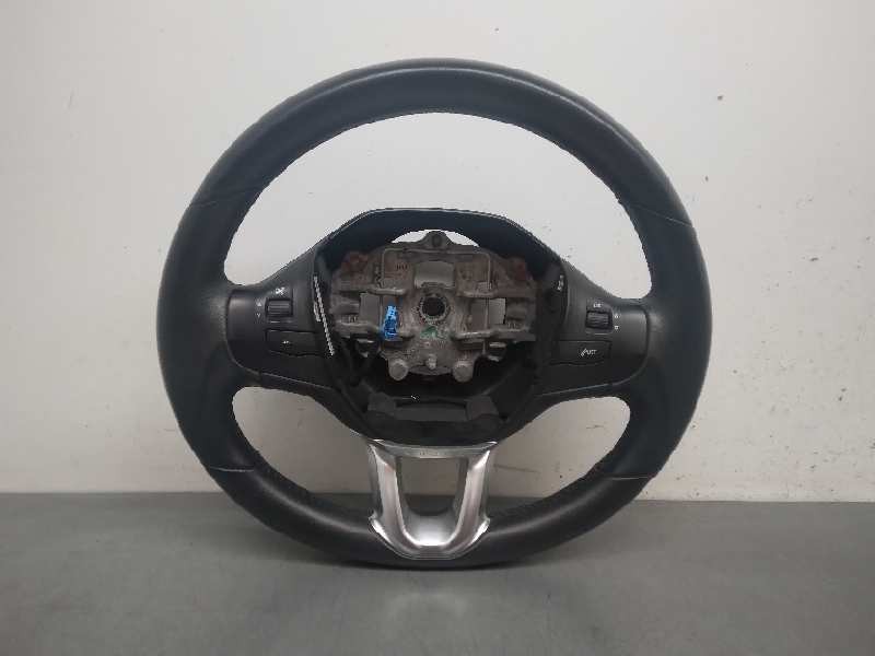 Recambio de volante para peugeot 208 active referencia OEM IAM 98084115ZD BUEN ESTADO 