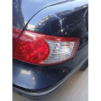 Recambio de piloto trasero derecho para kia opirus (gh) 3.5 referencia OEM IAM 924023F010  92402-3F010