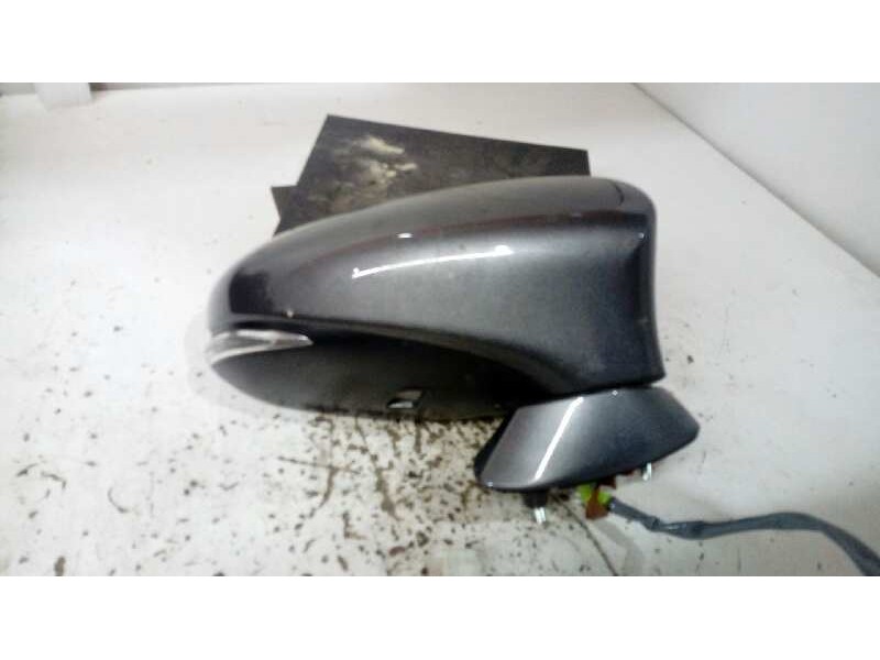 Recambio de retrovisor derecho para lexus is 300h referencia OEM IAM S/R ELEC. 9 PIN GRIS