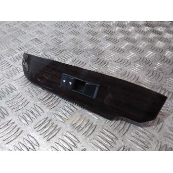 MANDO ELEVALUNAS DELANTERO DERECHO 7423053080 