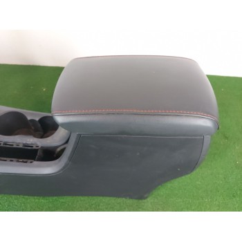 Recambio de apoyabrazos central para mg zs luxury referencia OEM IAM   