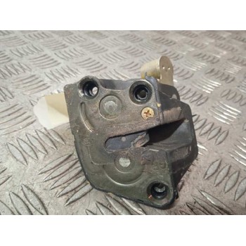 CERRADURA PUERTA LATERAL DERECHA 