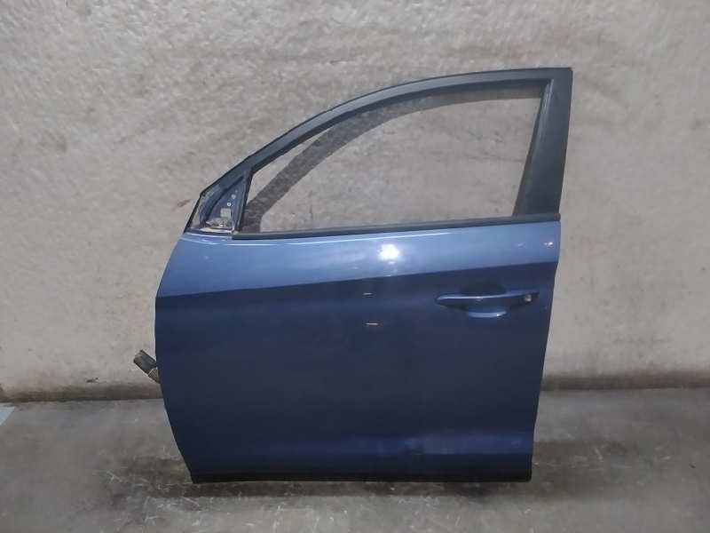Recambio de puerta delantera izquierda para hyundai tucson 25 aniversario 4x2 referencia OEM IAM 76003D7000 TIENE 2 GOLPES 