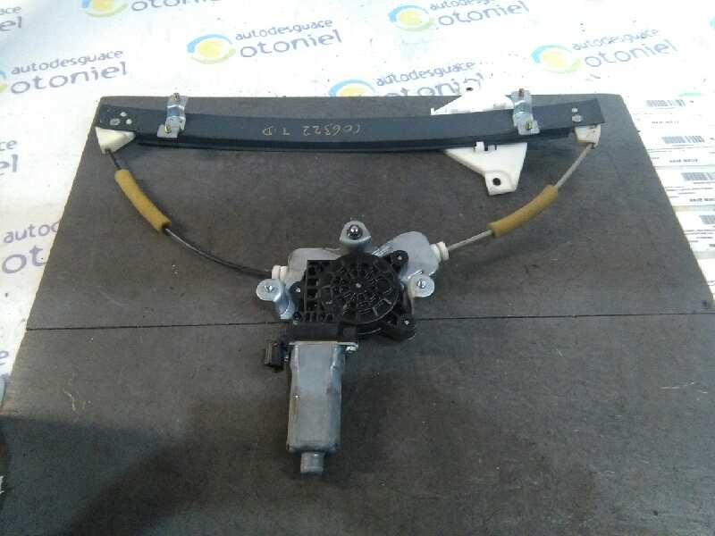 Recambio de elevalunas trasero derecho para ssangyong rodius xdi premium referencia OEM IAM 7334021000 2 PIN 