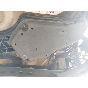 Recambio de deposito adblue para volkswagen t-roc (a11, d11) 2.0 tdi scr referencia OEM IAM 5Q0131331C  