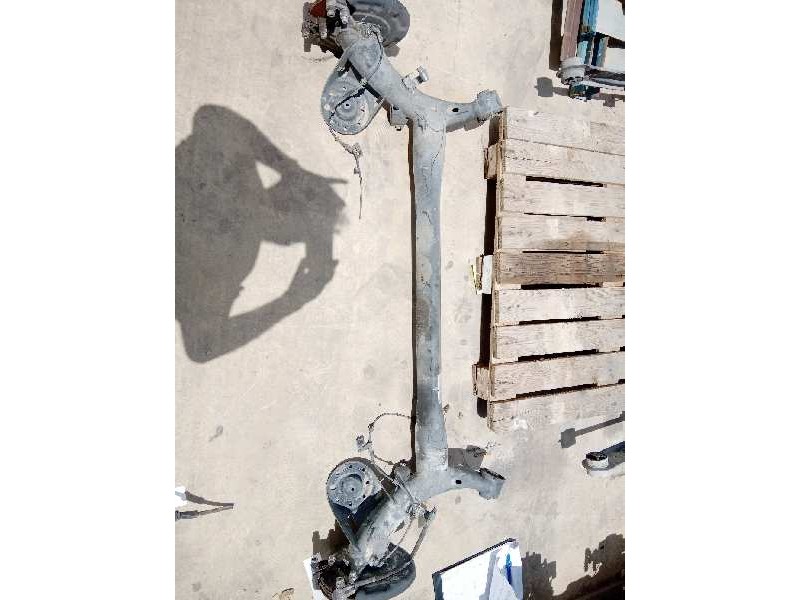 Recambio de puente trasero para kia rio 1.2 cat referencia OEM IAM 551001W610  