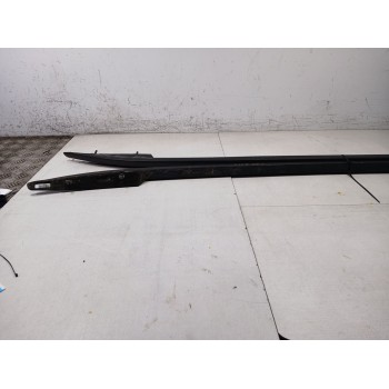 Recambio de barras techo para seat ateca (kh7, khp) 1.0 tsi referencia OEM IAM 575860025 negras 575860026