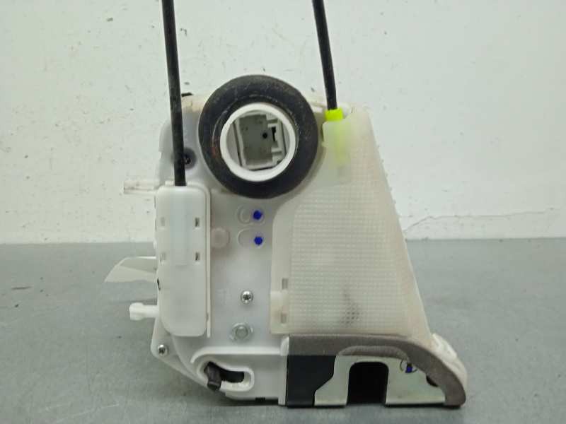 Recambio de cerradura puerta trasera derecha para toyota yaris hybrid feel! referencia OEM IAM   