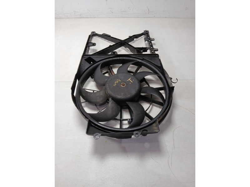 Recambio de electroventilador para opel vectra b caravan centenial referencia OEM IAM 0130303234  