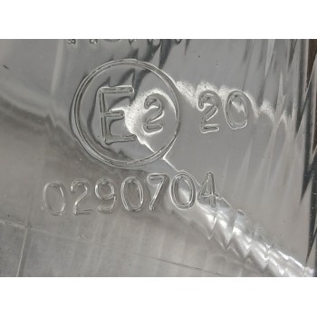Recambio de faro derecho para renault express furgoneta/monovolumen (f40_, g40_) 1.4 (f40d) referencia OEM IAM E2200290704 REGUL