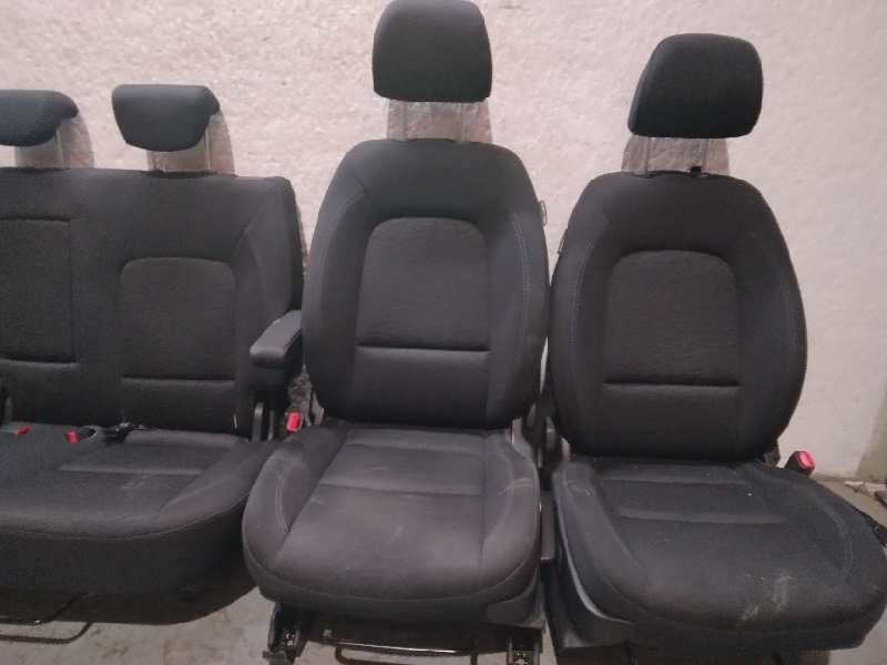 Recambio de juego asientos completo para hyundai ix20 sle blue referencia OEM IAM   