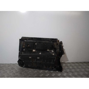 Recambio de guantera para kia carens ( ) basic referencia OEM IAM 84761A4000  