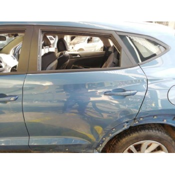 PUERTA TRASERA IZQUIERDA MUY GOLPEADA 