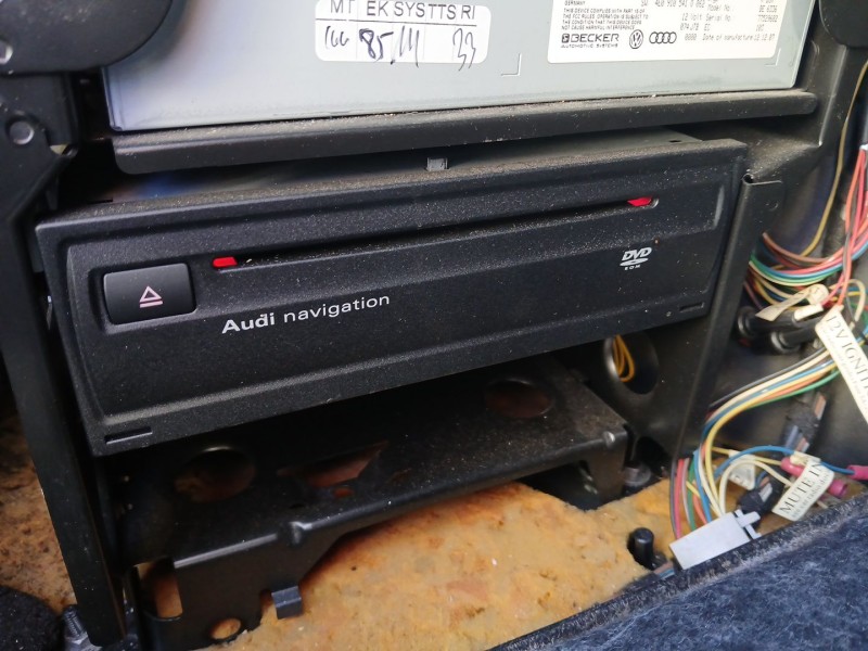 Recambio de sistema audio / radio cd para audi a5 (8t3) 2.7 tdi referencia OEM IAM   