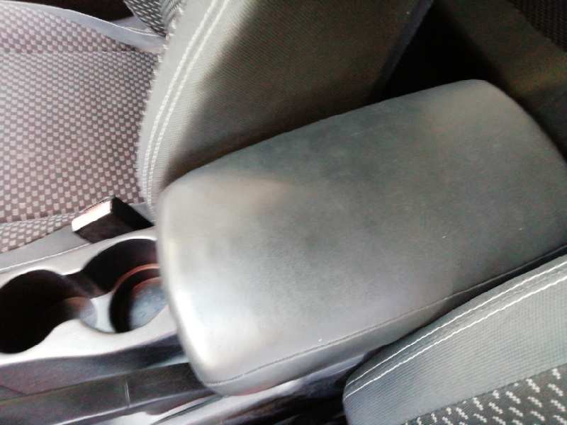 Recambio de apoyabrazos central para nissan qashqai (j10) 2.0 dci turbodiesel cat referencia OEM IAM   