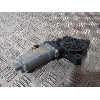 Recambio de motor elevalunas delantero derecho para kia carens (un) 2.0 crdi referencia OEM IAM F0051A3295  