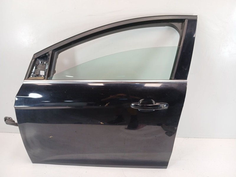 Recambio de puerta delantera izquierda para ford focus iii sedán 1.6 tdci referencia OEM IAM 2147846  
