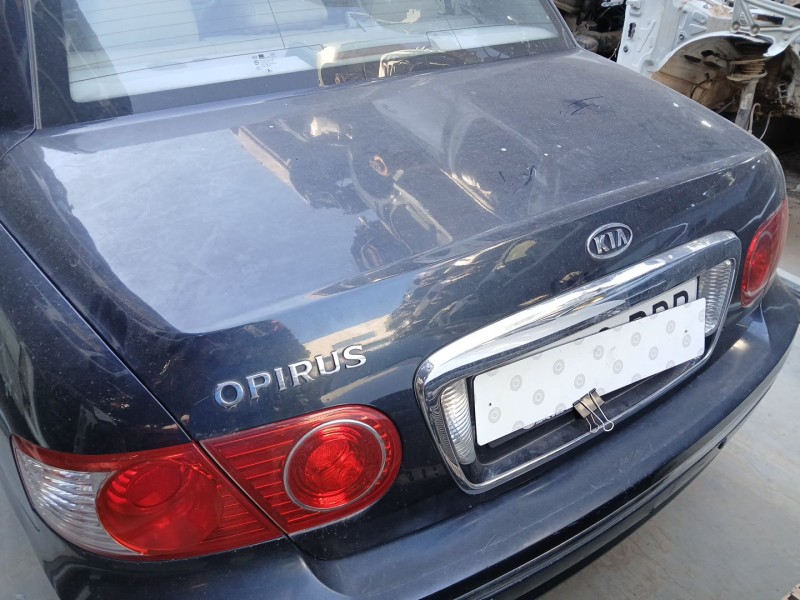 Recambio de tapa maletero para kia opirus (gh) 3.5 referencia OEM IAM 692003F040  