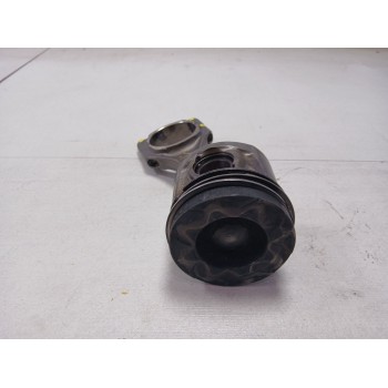 Recambio de piston para opel mokka excellence referencia OEM IAM 0687776302  