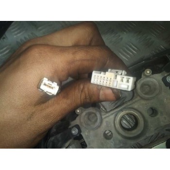 Recambio de volante para hyundai tucson 25 aniversario 4x2 referencia OEM IAM 96720D7220 SIN AIRBAG 