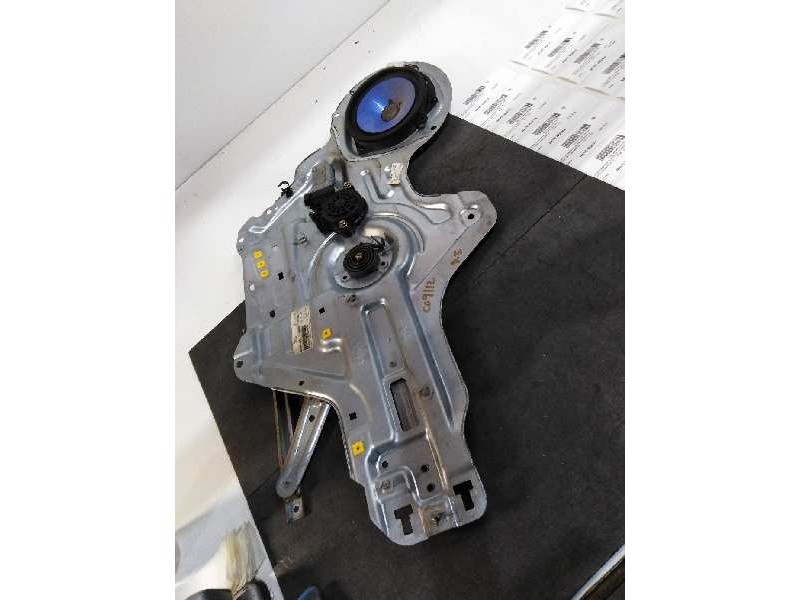 Recambio de elevalunas delantero izquierdo para kia cerato 2.0 ex crdi familiar (5-ptas.) referencia OEM IAM   