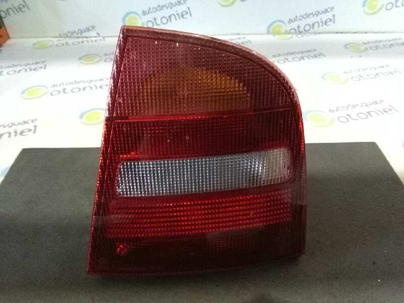 Recambio de piloto trasero derecho para skoda octavia berlina (1u2) 1.9 tdi glx referencia OEM IAM   