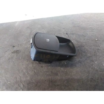 MANDO ELEVALUNAS DELANTERO DERECHO 