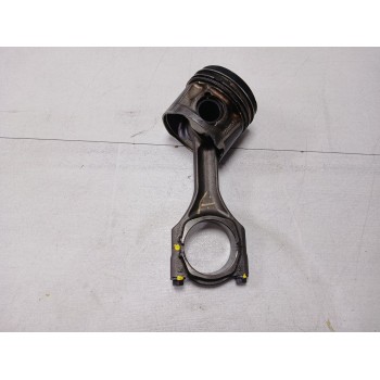 Recambio de piston para opel mokka excellence referencia OEM IAM 0687776302  