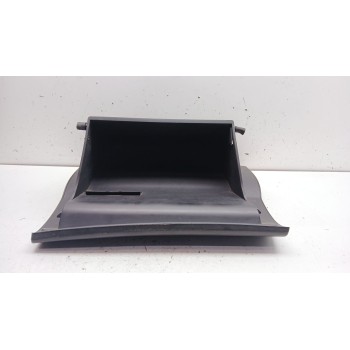 Recambio de guantera para ssangyong korando limited 4x2 referencia OEM IAM 7771A34000LBA  